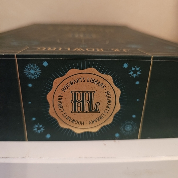 COMPLETE SET Harry Potter Fandom Special Editions | Illustrated Hardcover - Picture 4 of 4